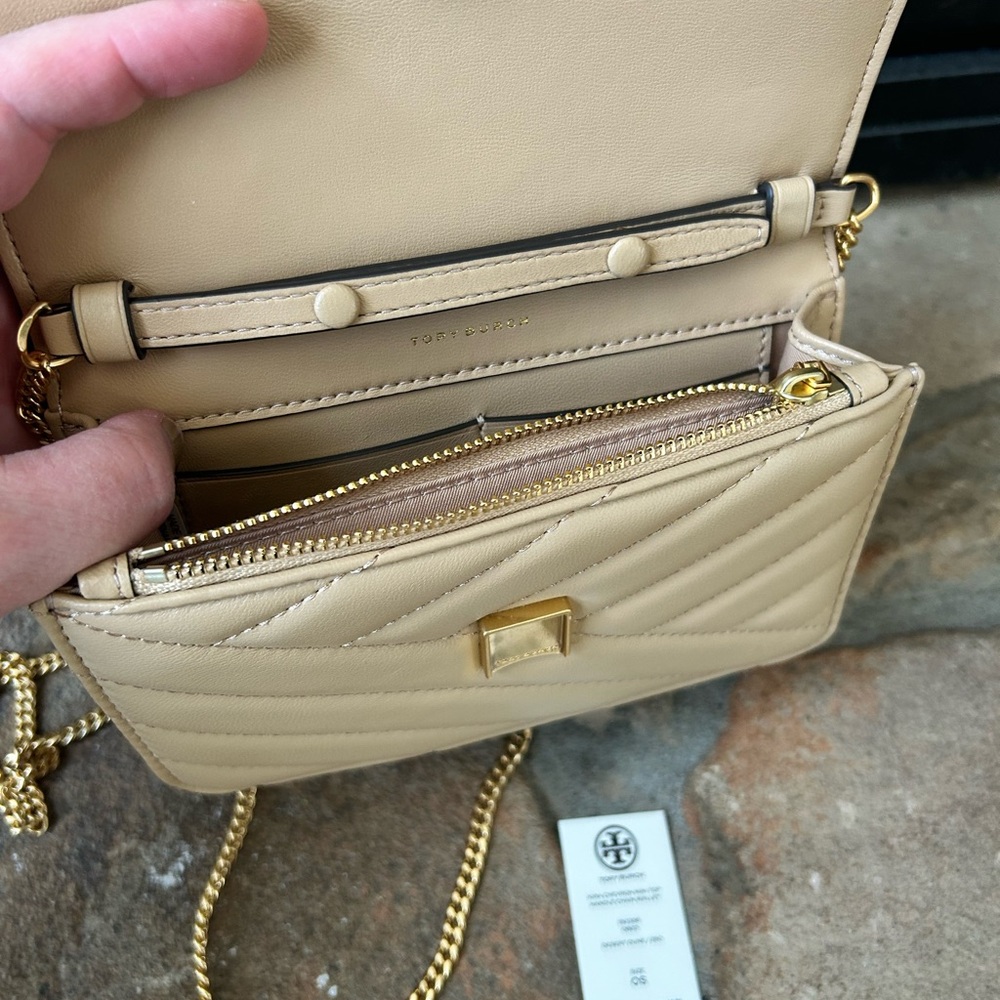 Tory Burch Kira Chevron Mini Top Handle Chain Wallet Desert Dune - Picture 4 of 7